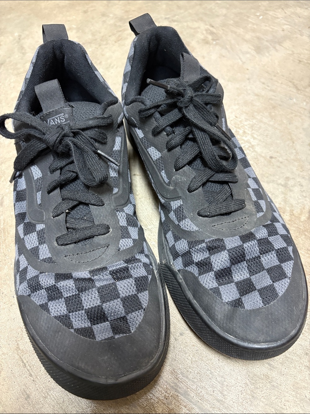 Vans Men’s Black & Gray Checkerboard Low-Top Sneakers size 13